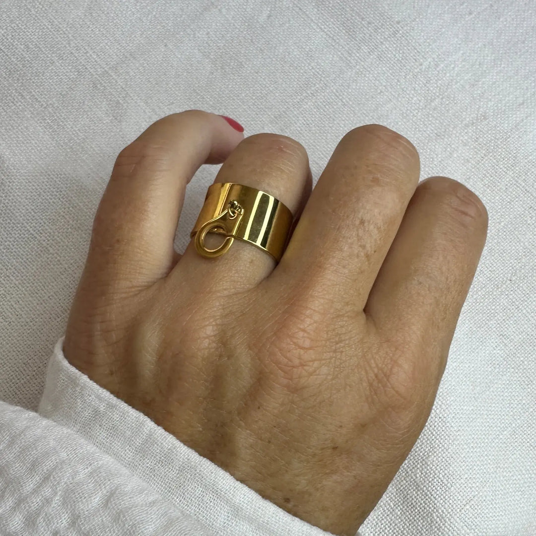 ABBY RING