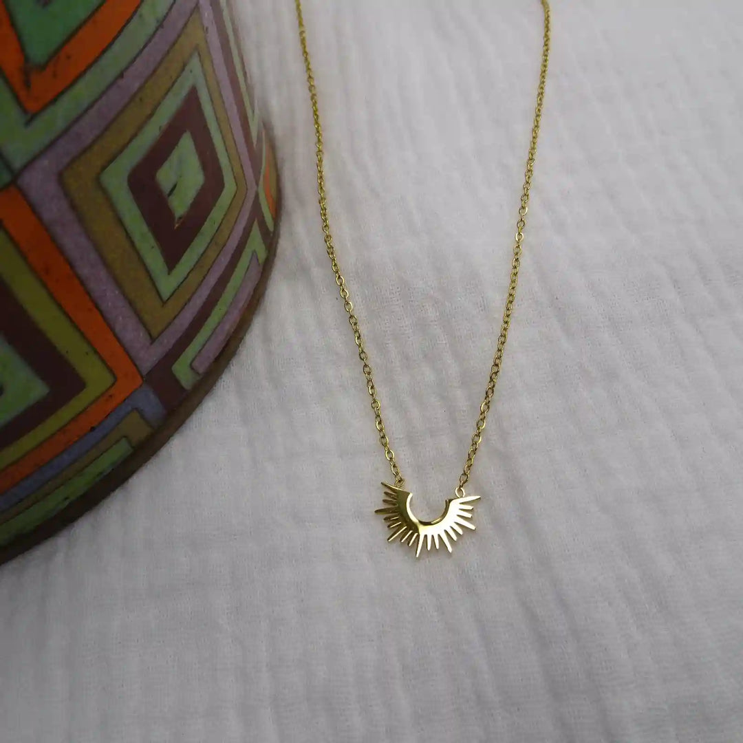 SUNNY NECKLACE