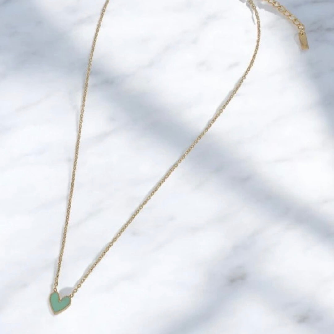 ALINE ENAMEL HEART NECKLACE — GOLDEN CHAIN