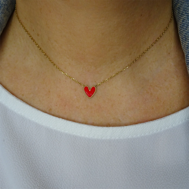 ALINE RED HEART NECKLACE
