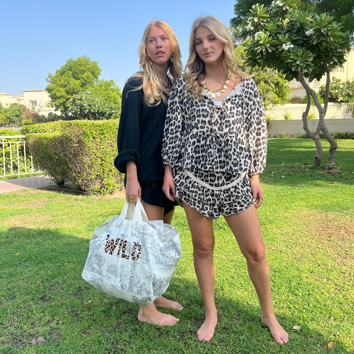 BEACH BAG BLACK TOILE DE JOUY WILD LEOPARD