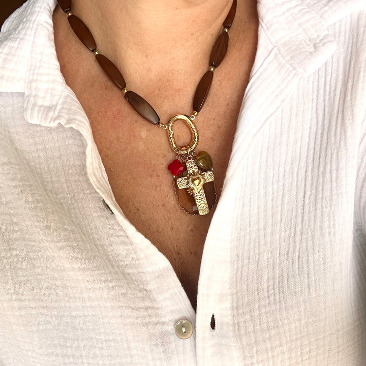 BROWN WOOD - CHARM NECKLACE GOLD PLATED STAINLESS STEEL