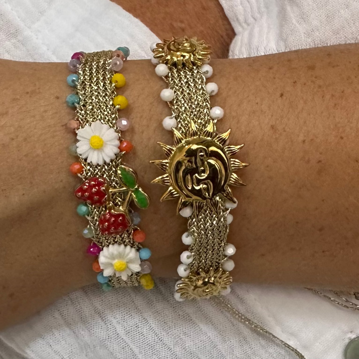 FRUITY BLOOM CHARM AJUSTABLE BRACELET- HANDMADE GOLD THREAD