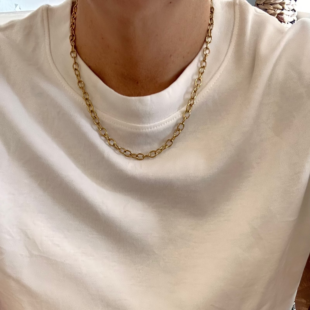 JOSIANE GOLDEN NECKLACE