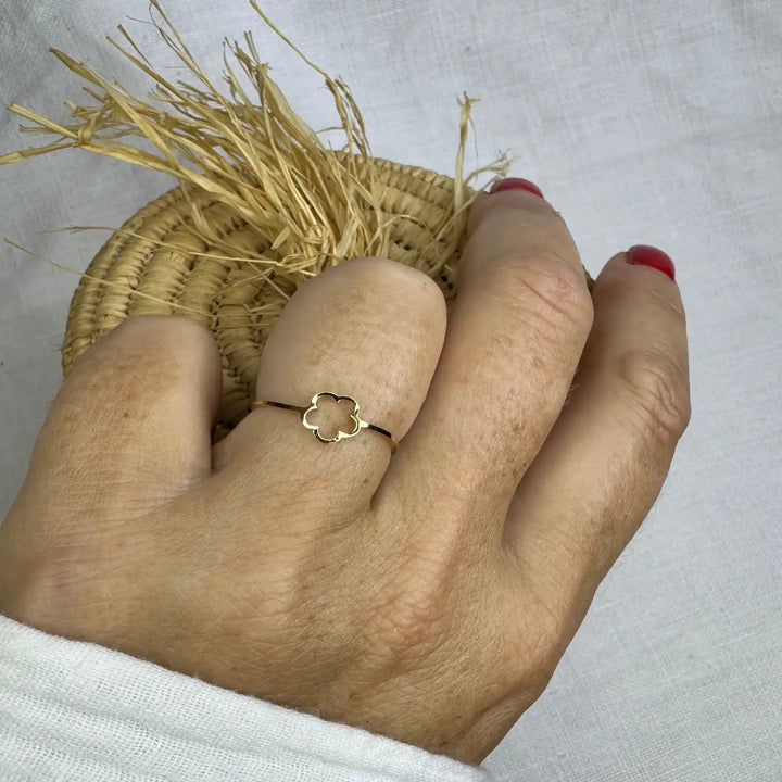 JOY CLOVER RING