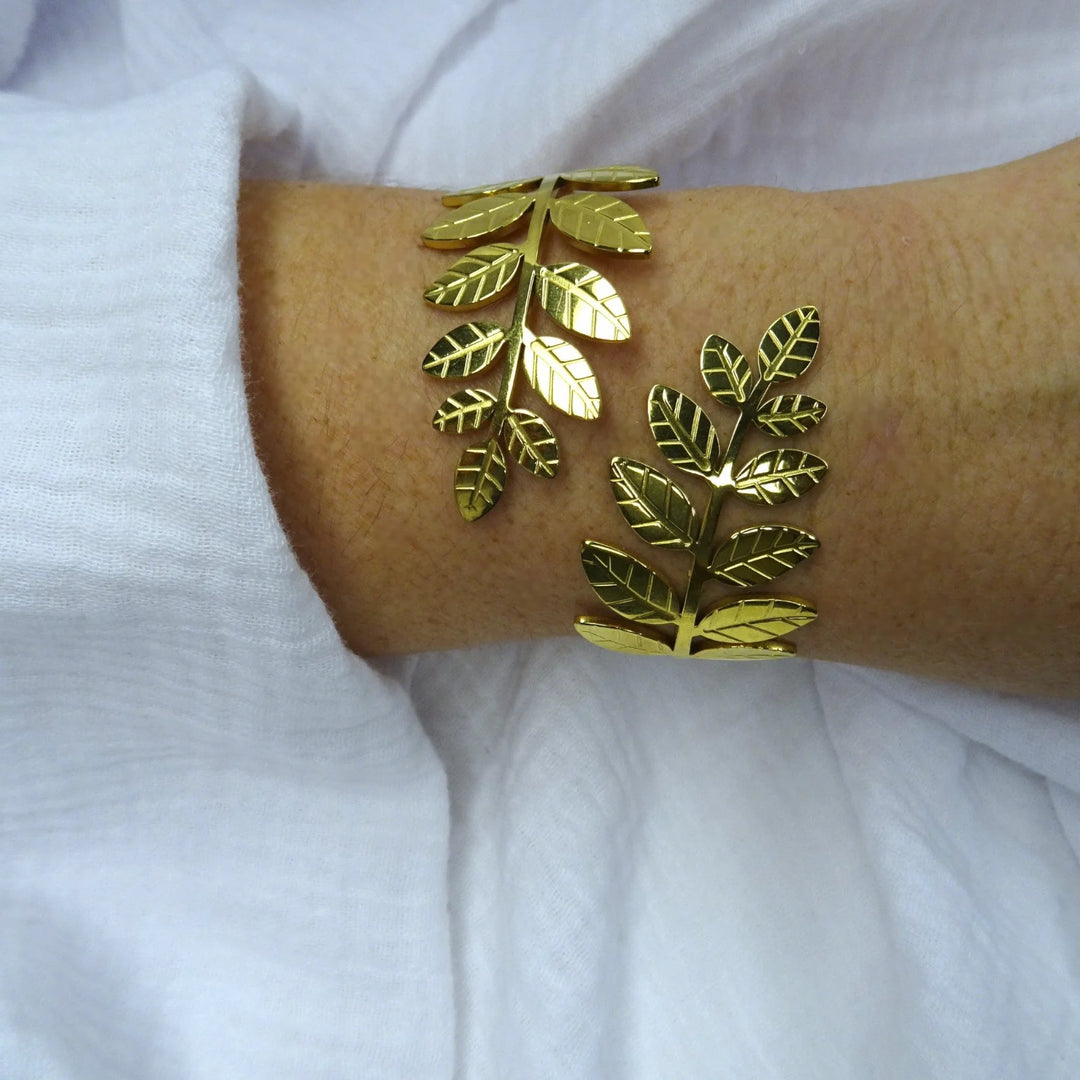 LIV BANGLE BRACELET