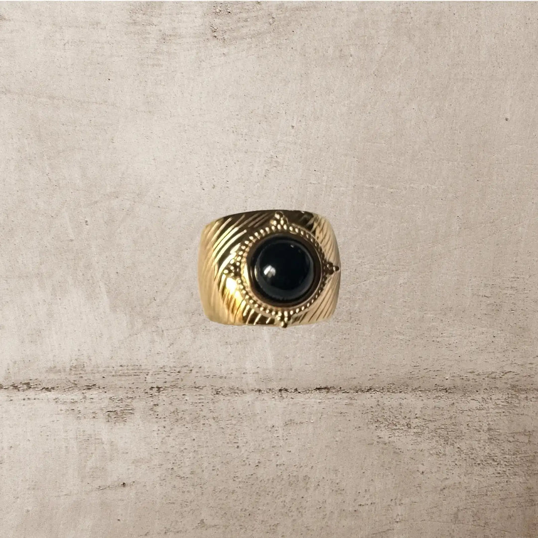 MADAME PALATINE RING
