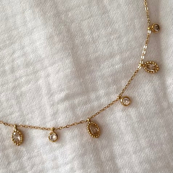 NINETTE VINTAGE CRYSTAL CHARN GOLD NECKLACE