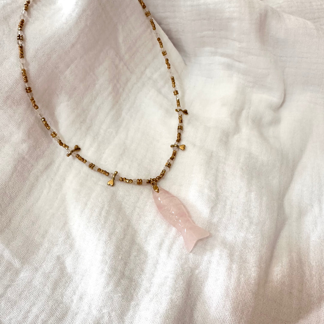 PESCA NATURAL STONE FISH PENDANT GOLD NECKLACE