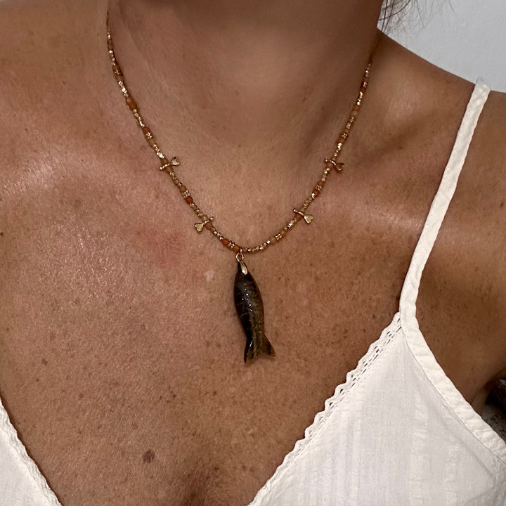 PESCA NATURAL STONE FISH PENDANT GOLD NECKLACE