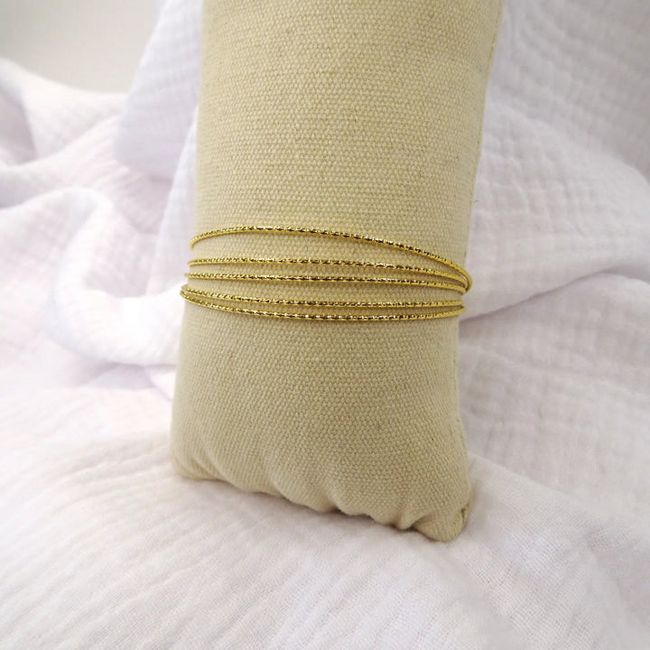 ROUVE BANGLE BRACELET