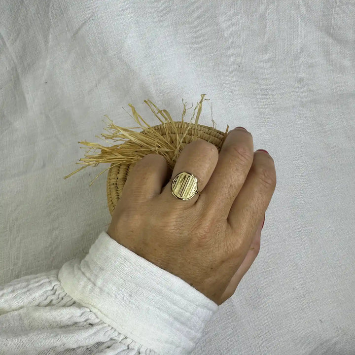 VICTOIRE RING