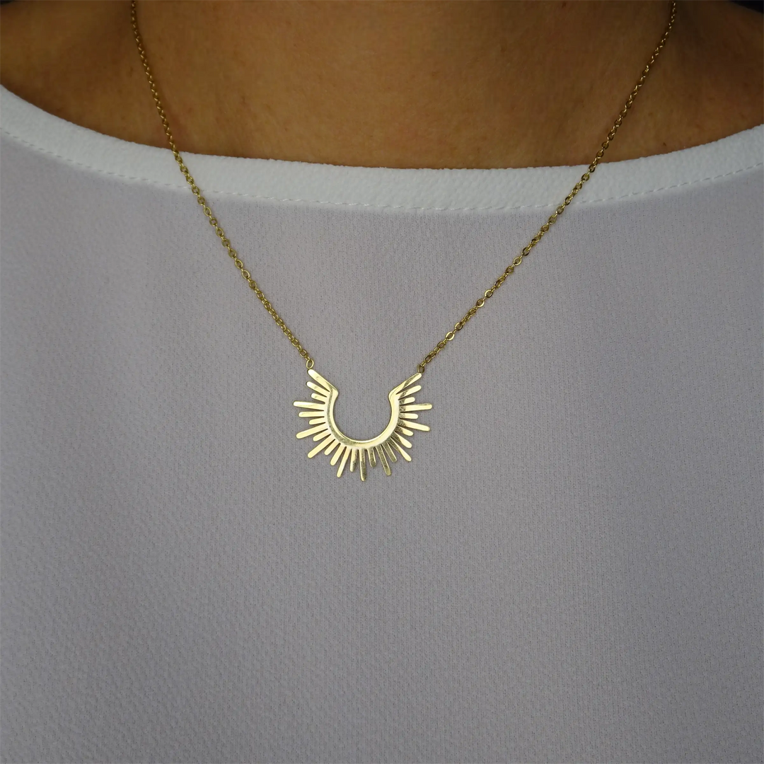 YELENA NECKLACE